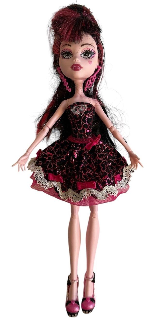 Monster High Doll - Draculaura Sweet 1600 Rare